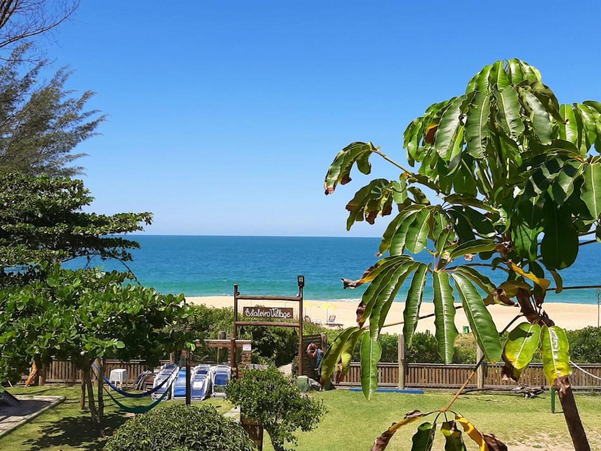 Pousada Estaleiro Village - Frente Mar บัลเนอาริโอ กังโบริว ภายนอก รูปภาพ