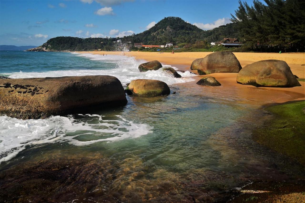 Pousada Estaleiro Village - Frente Mar บัลเนอาริโอ กังโบริว ภายนอก รูปภาพ